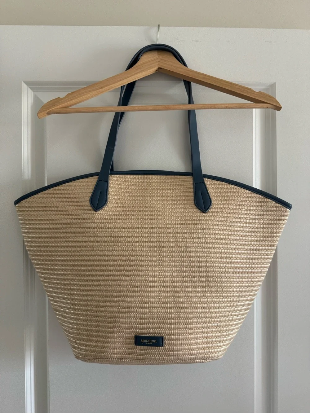 Spartina 449 *rare* perfect new condition - Blue Crab straw & linen beach tote